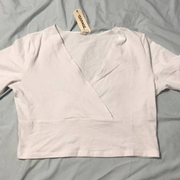 cropped long sleeve - Picture 2 of 2